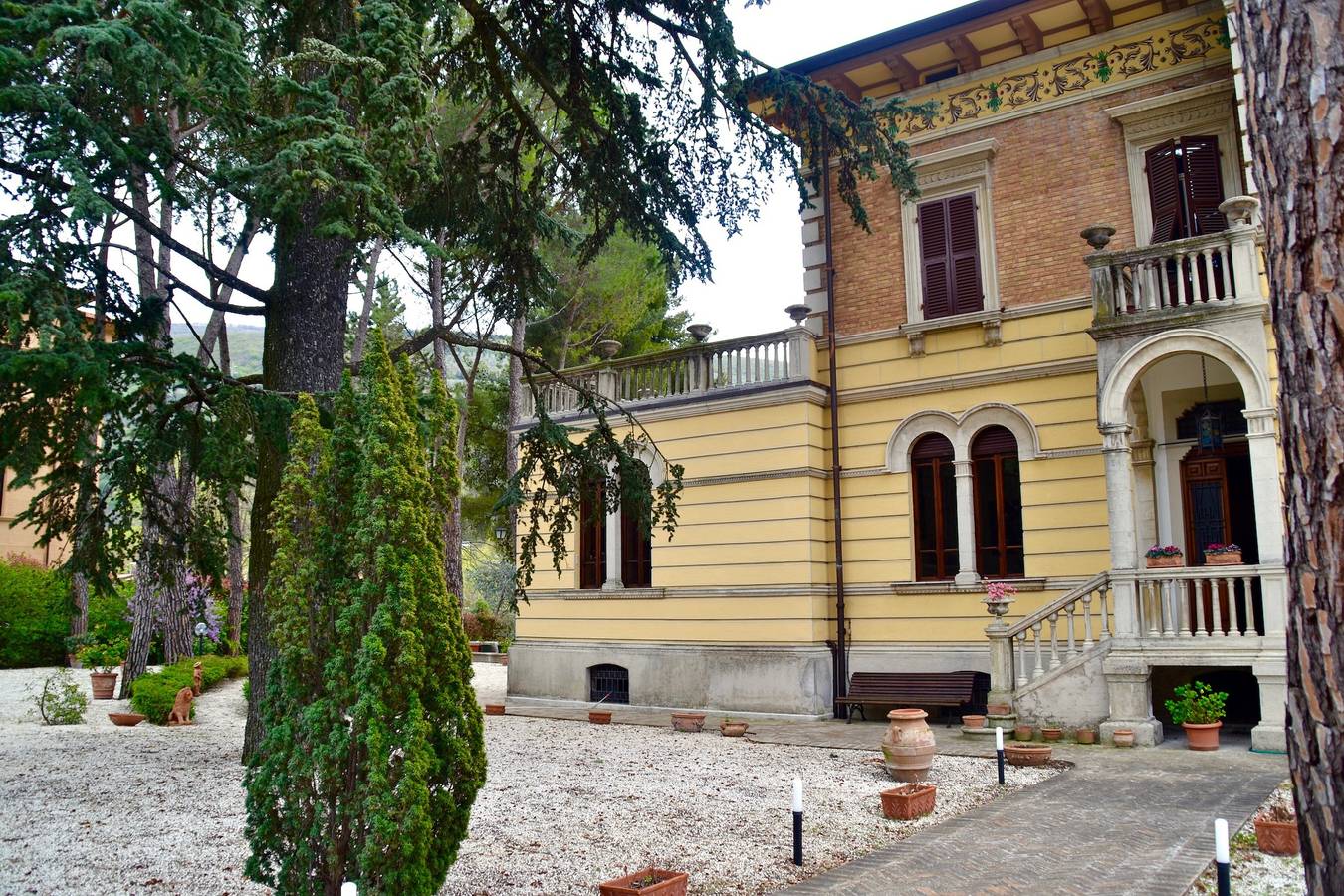 Ganze Wohnung, Ferienwohnung La Dimora del Musicista – Bergblick, Wlan & Garten in Foligno, Perugia Provinz