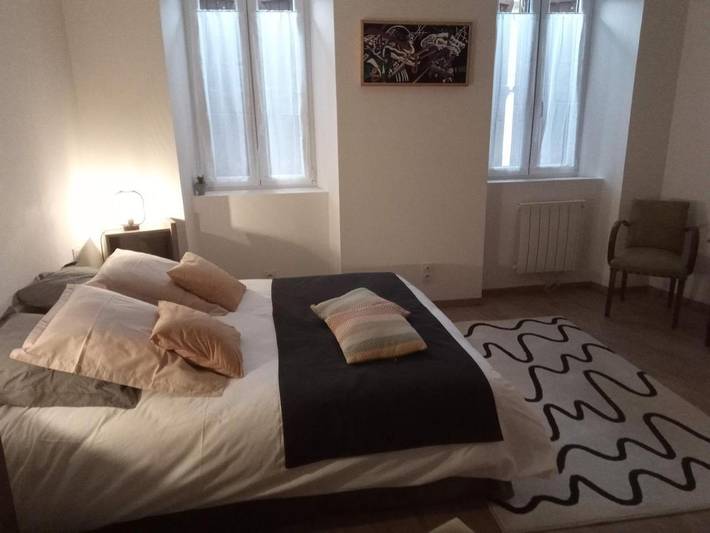 Gîte pour 4 personnes, avec piscine et jacuzzi, animaux acceptés à Oust - 3