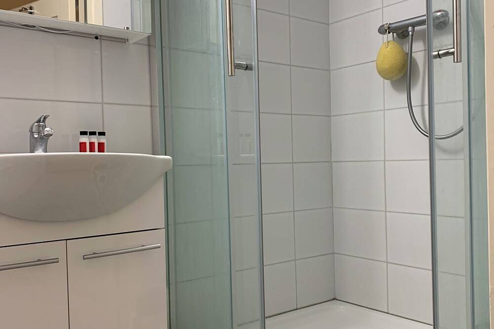 Ganze Wohnung, Lovely 2 bedroom apartment with balcony (near city center) in Maastricht, Limburg (Niederlande)