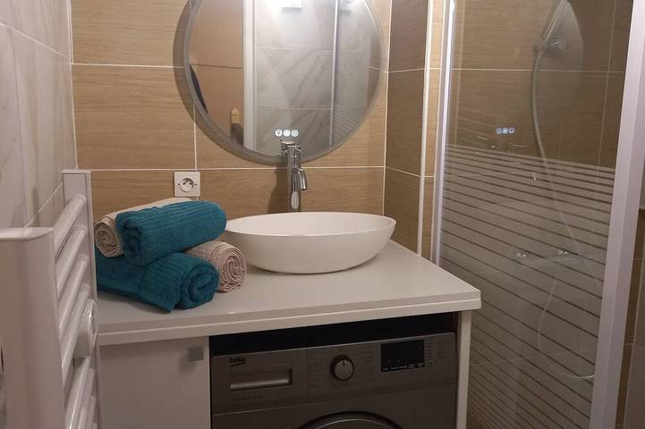 Gîte pour 4 personnes, avec jardin dans Uriage Les Bains - 4