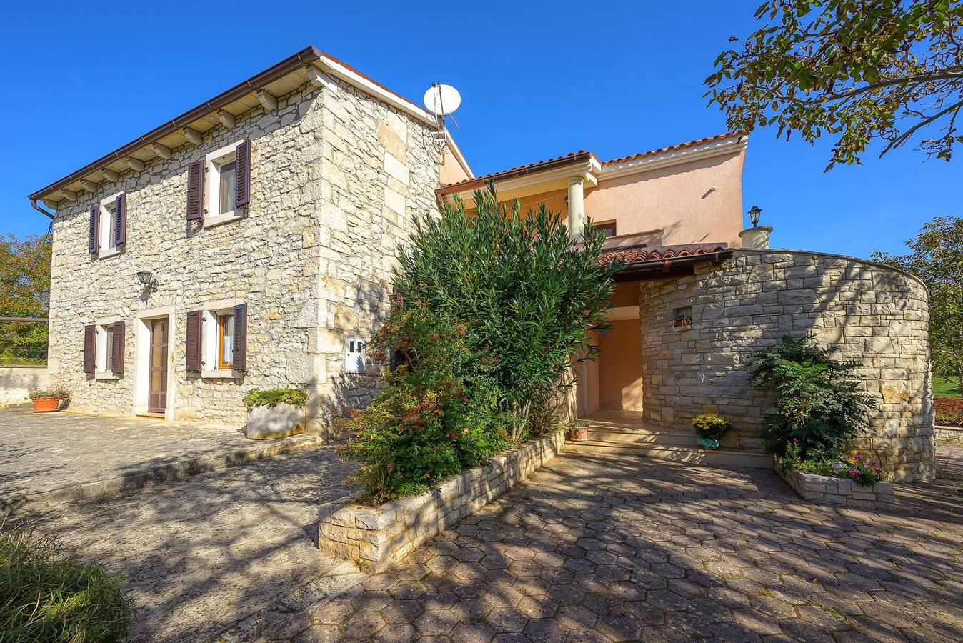 Villa Ana 2+2 - Peaceful location in Marčana, Südküste Istrien