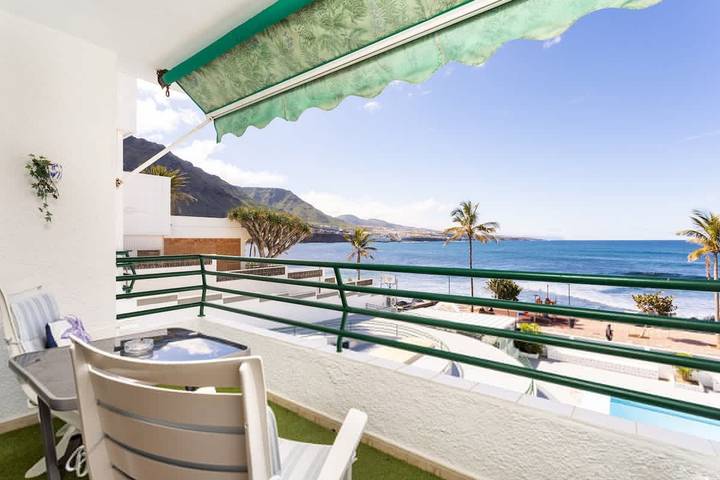 Entire apartment, Punta Para  so in Punta del Hidalgo in Punta del Hidalgo, San Cristóbal de La Laguna