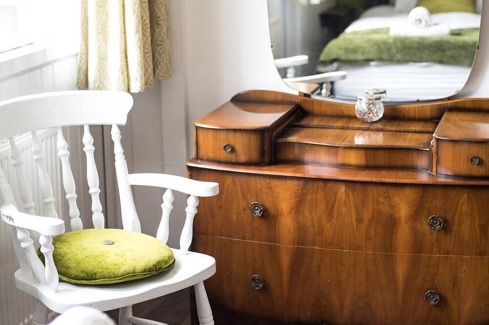 Rare gem of a large holiday let in the Peak District in Wirksworth, Derbyshire