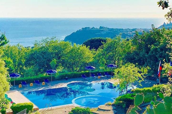 Ferienwohnung für 4 Personen, mit Balkon und Pool, mit Haustier - 1