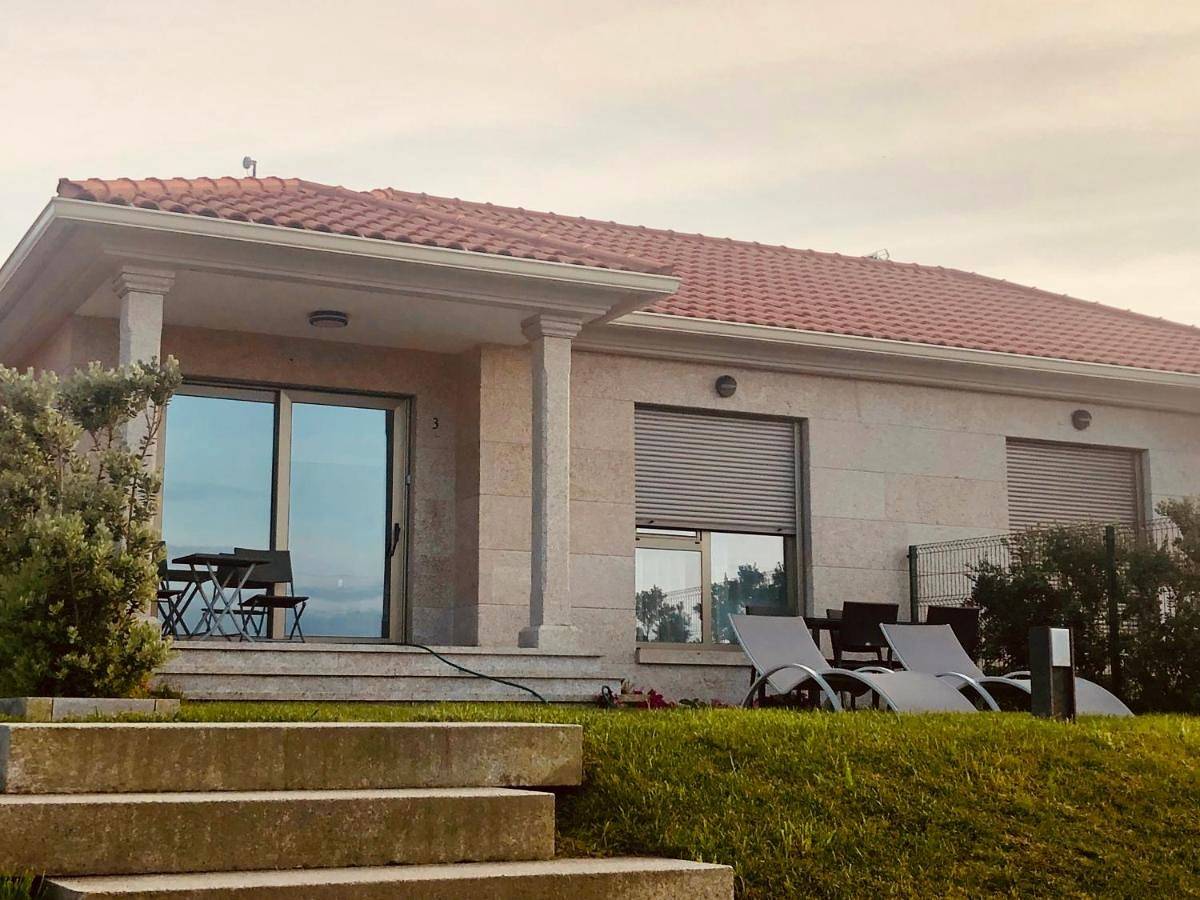 Holiday Home in Praia de Areabrava (Cangas), Cangas