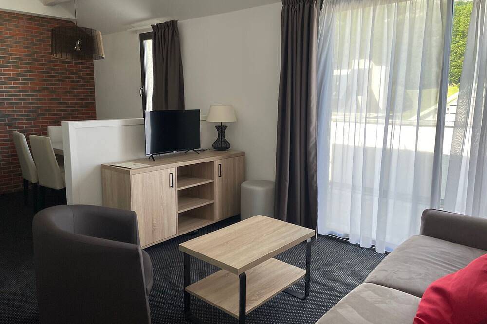 Ganze Wohnung, Gourette: Studio für 6 Pers, Pool, Haustiere erlaubt in Gourette, Eaux-Bonnes