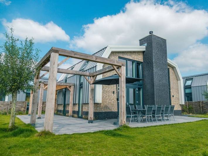 Ferienhaus für 12 Personen, mit Garten, mit Haustier