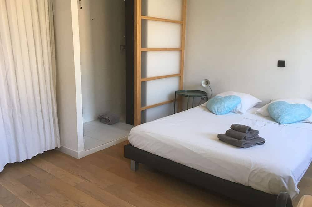 Duplex de charme rénovée, vue mer in Marseille, Région de Marseille
