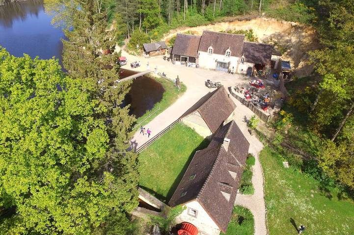 Location de vacances pour 10 personnes à L'Hôme-Chamondot