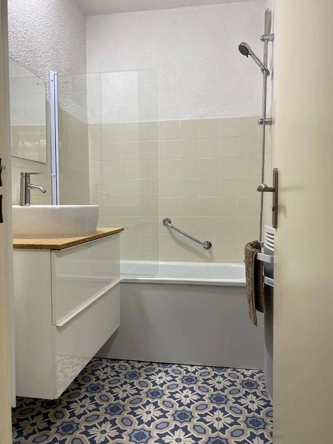 Gîte pour 4 personnes, avec balcon et vue à Enchastrayes - 4