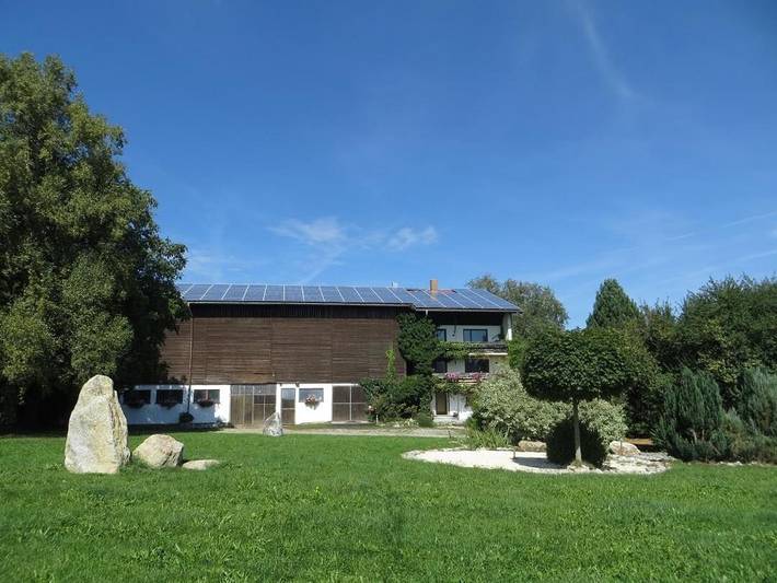 Ferienwohnung für 5 Personen, mit Garten und Ausblick in Kißlegg