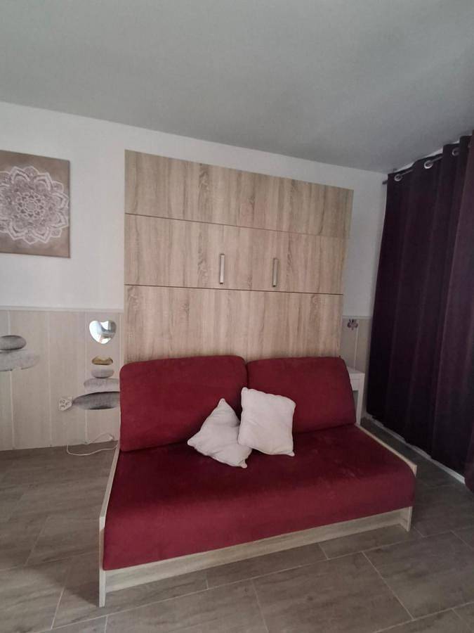 Gîte pour 2 personnes, avec terrasse et vue, animaux acceptés dans Thermes des Hespérides - 4