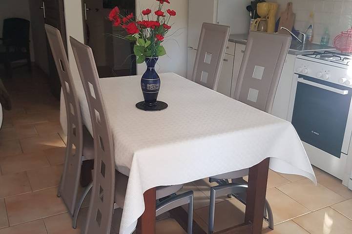 Appartement de vacances pour 4 personnes, avec jardin, animaux acceptés
