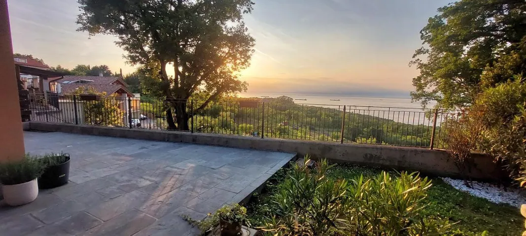 Ferienhaus für 5 Personen, mit Garten und Seeblick sowie Ausblick - 1