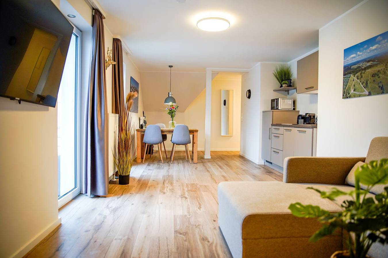 Ganze Wohnung, Smart Resorts - Haus Opal - Ferienwohnung 406 mit 1 Schlafzimmer und Balkon, max. 4 Personen in Neuastenberg, Winterberg