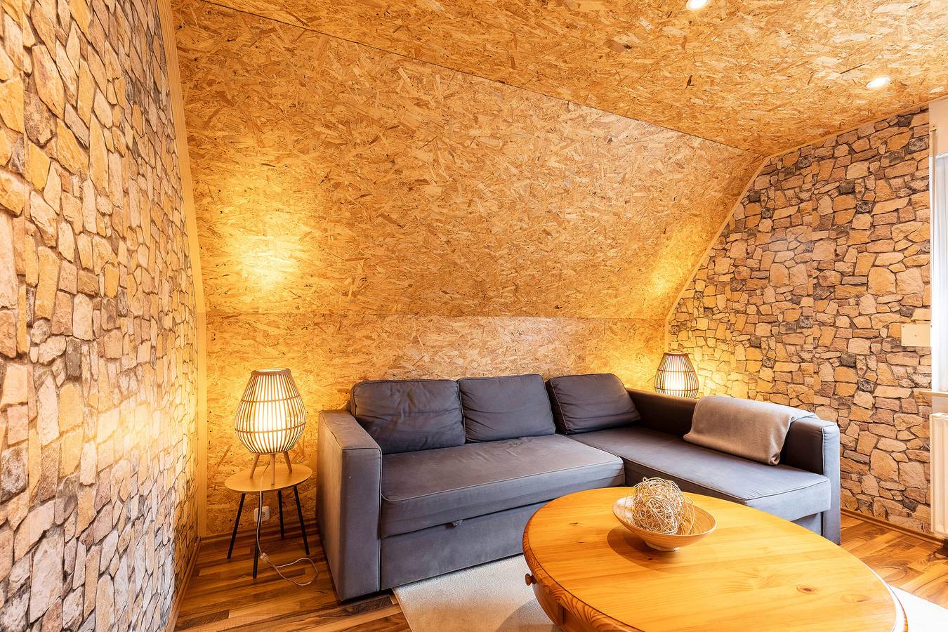 Entire apartment, Apartment 'Ferienwohnung Nickel' with Wi-Fi in Gemünden am Main, Spessart-Mainland