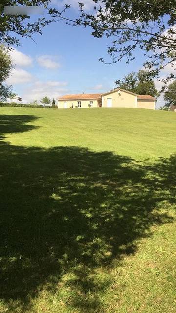Chambre d’hôte pour 2 personnes, avec jardin à Chabrac