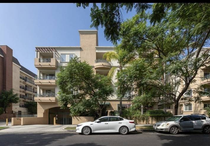 Loft for 4 people, with balcony in Los Angeles