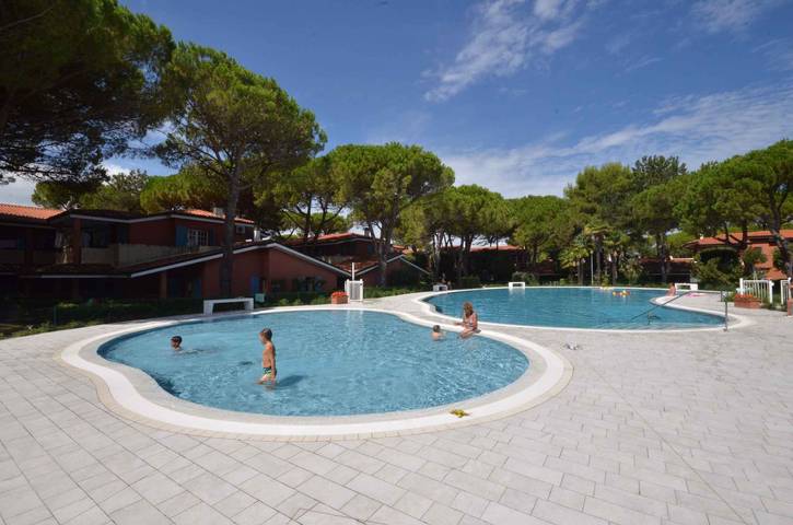 Ferienwohnung für 8 Personen, mit Balkon in Bibione