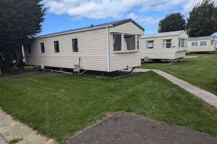 Static caravan for 7 people in Prestatyn