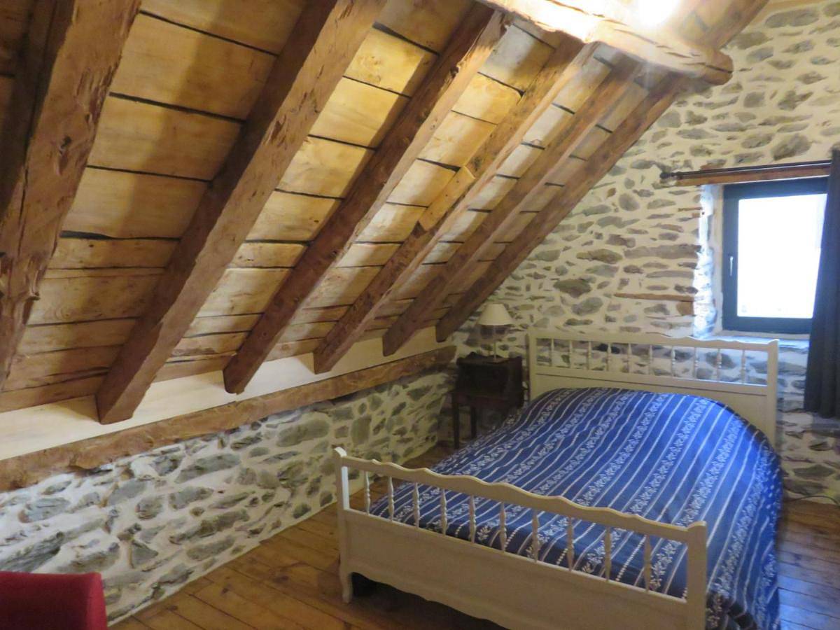 Grande maison de village, rénovation écologique in Viey, Parc national des Pyrénées