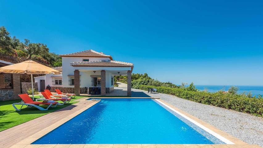 Chalet para 6 personas, con balcón/terraza y piscina - 1