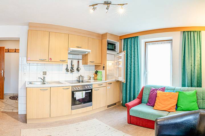 Ganze Ferienwohnung, Herberge Aulon, 1 Etage, App 1 in Stubaier Alpen, Umhausen