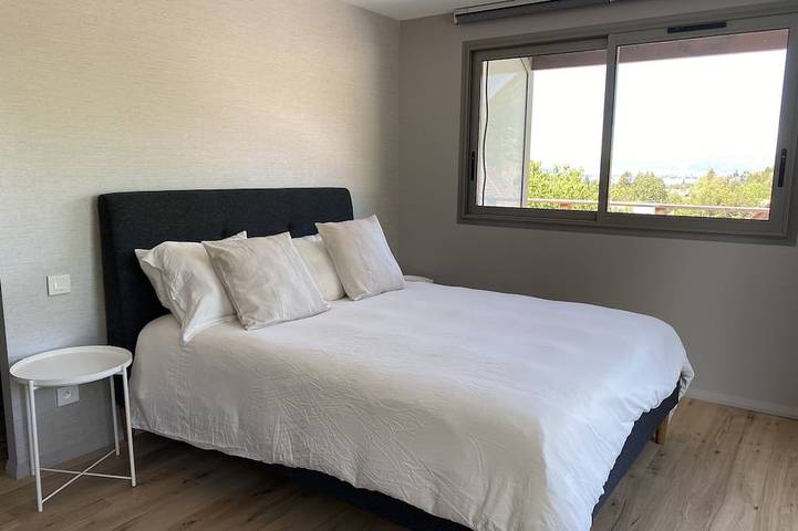 Gîte pour 4 personnes, avec jardin et terrasse dans Golf Club du Lac d'Annecy - 2