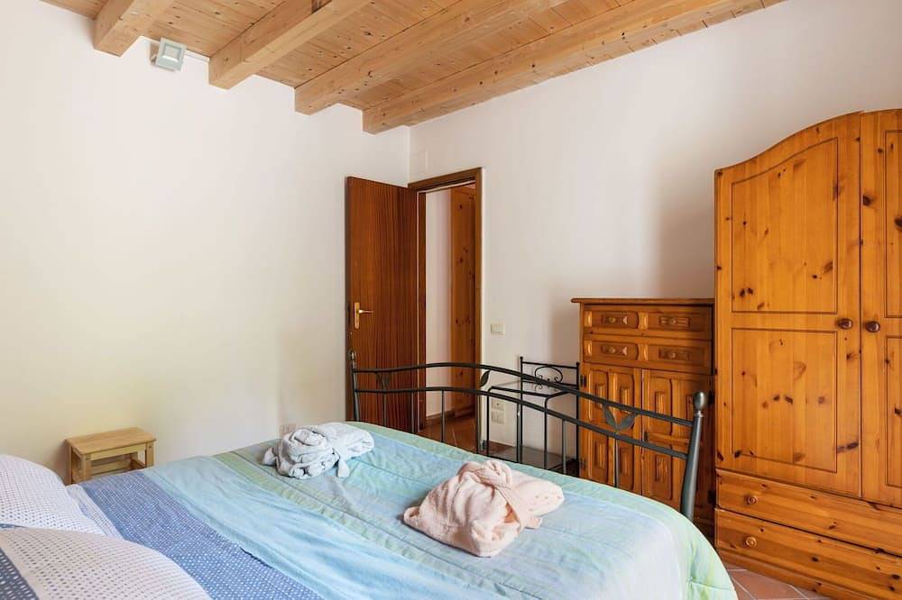Maravillosa casa de vacaciones privada para 6 personas con Wifi, Tv, terraza y mascotas permitida in Zafferana Etnea, Etna