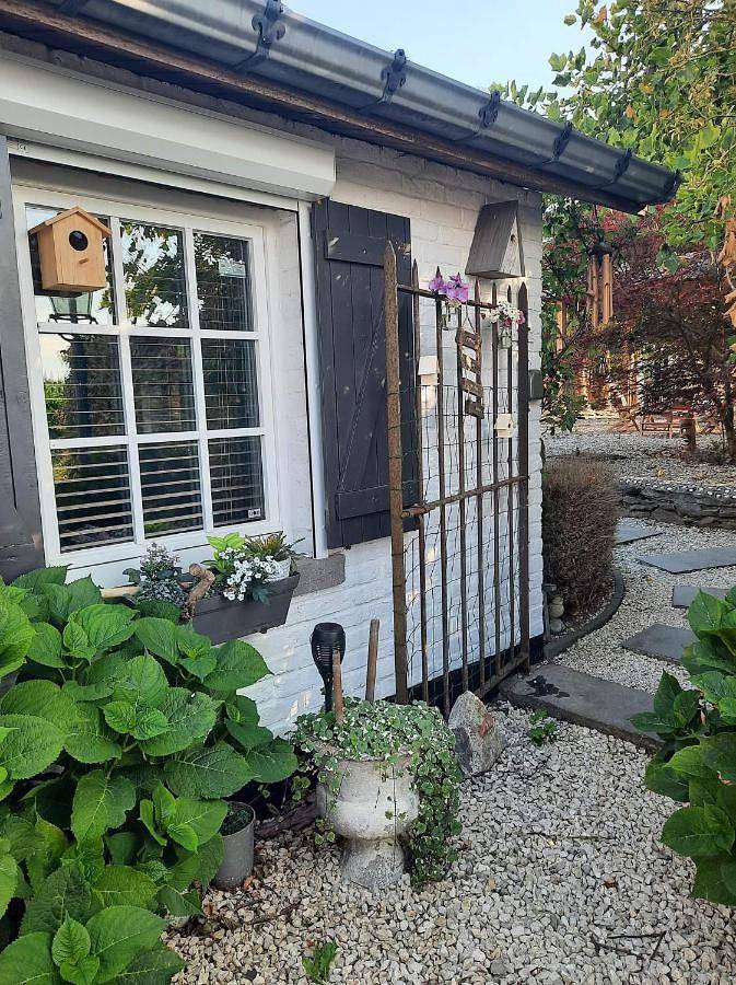 Gîte pour 3 personnes, avec jardin à Leuze-en-Hainaut - 4