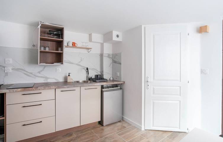 Ganze Ferienwohnung, Gemütliche Wohnung mit WiFi & Parkplatz bei Solliès-Toucas in Solliès-Pont, Mittelmeerküste (Frankreich)