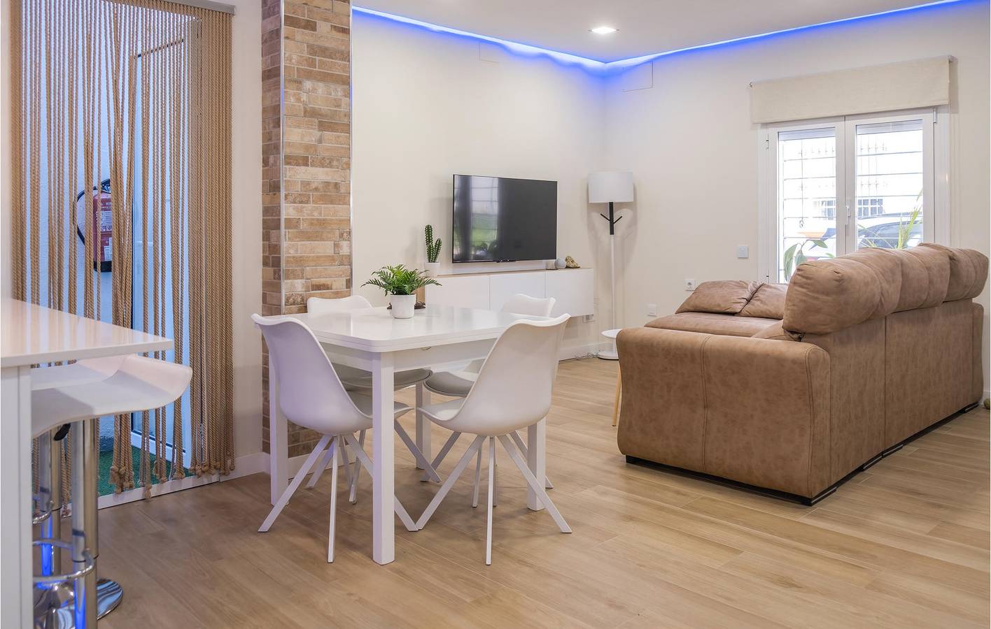 Ganze Ferienwohnung, Seaside Haven - 2km zum Strand! in Conil de la Frontera, Costa de la Luz