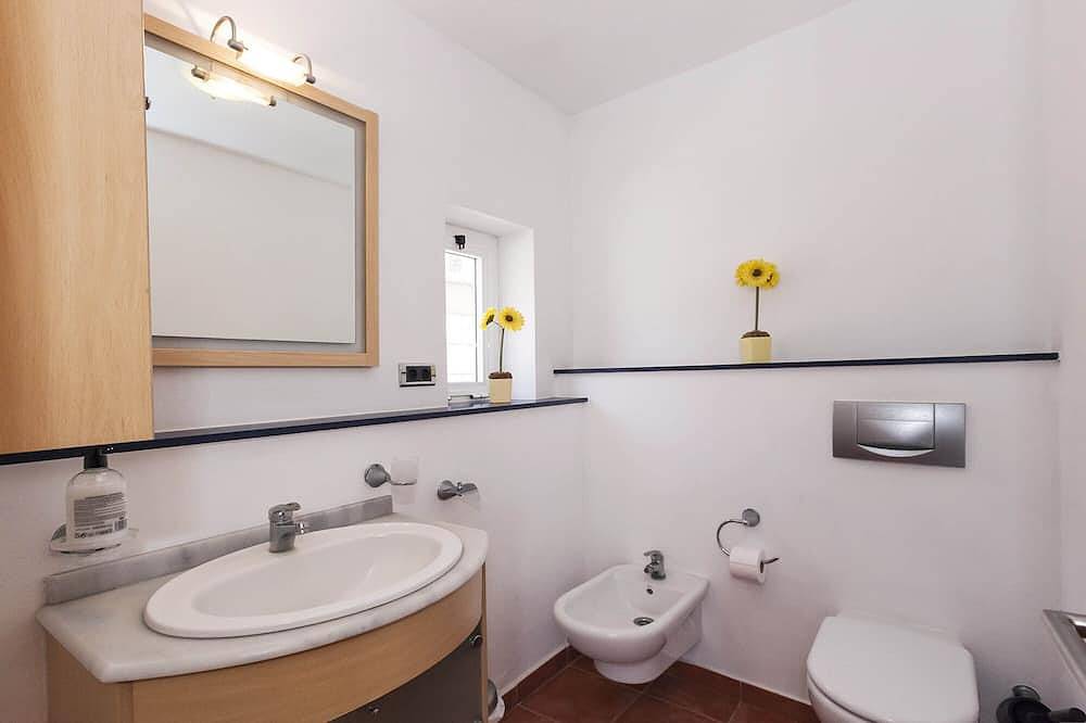 Bienvenue au paradis! Idéal pour plusieurs familles, Piscine privée, Bbq House, Wifi in La Camella, Arona