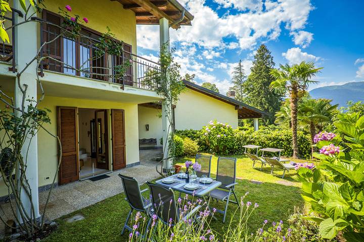 Ferienhaus für 6 Personen, mit Garten und Balkon sowie Pool und Seeblick am Lago Maggiore - 4