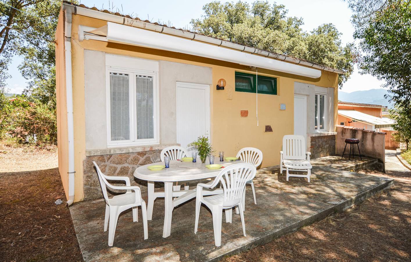 Acogedor apartamento cerca de la costa, de restaurantes y del centro de la ciudad: ideal para familias in Tiuccia, Calcatoggio