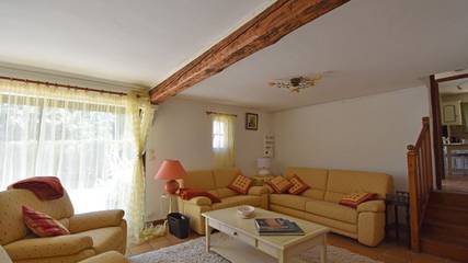 Villa pour 9 Personnes dans La Tour-sur-Orb, Parc naturel régional du Haut-Languedoc, Photo 1