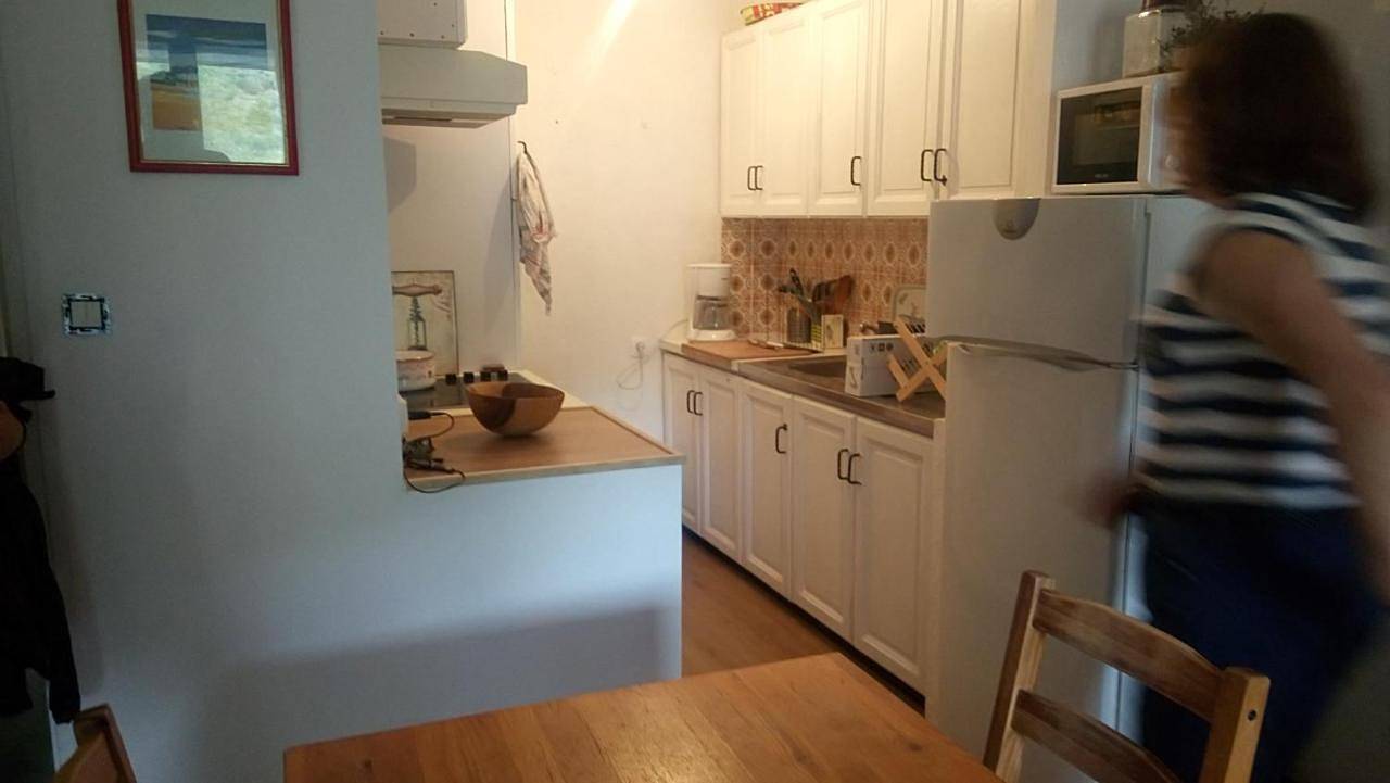 Two-Bedroom House in Padern, Côte méditerranéenne (France)