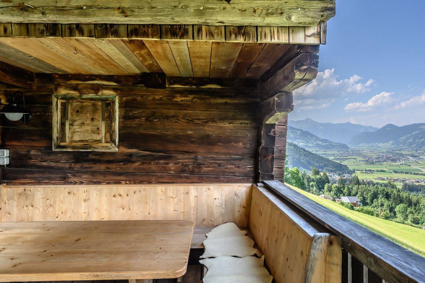 Waldhütte Wachterhof in Tuxer Alpen, Kaltenbach