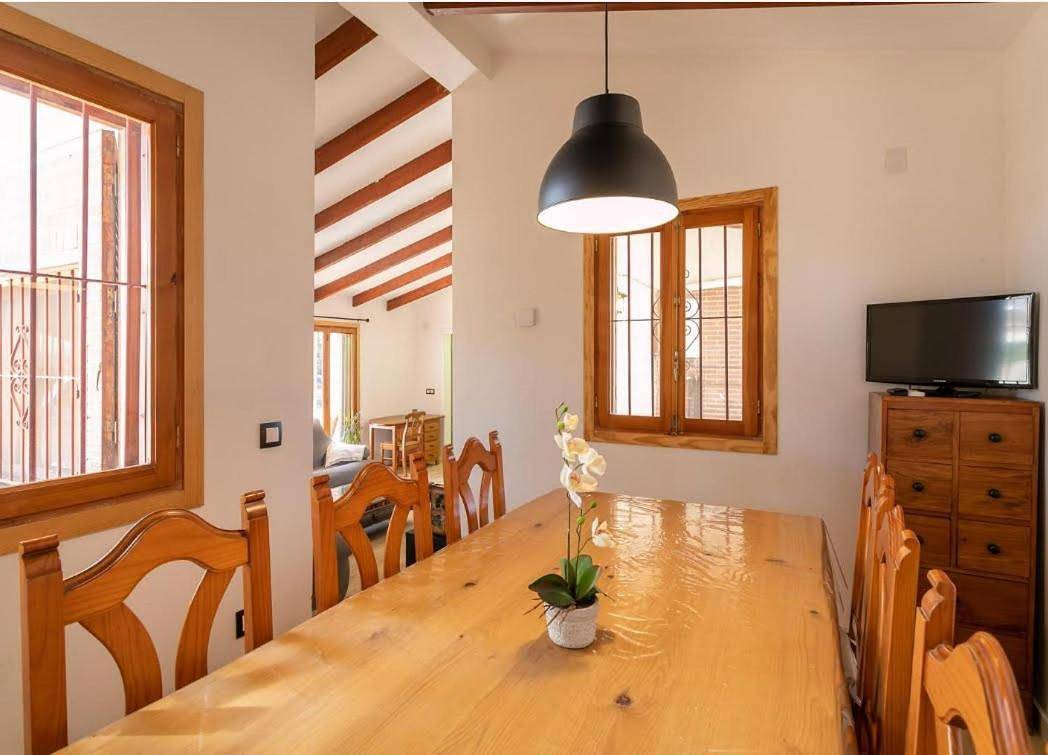 Three-Bedroom House in Busot, Costa Blanca