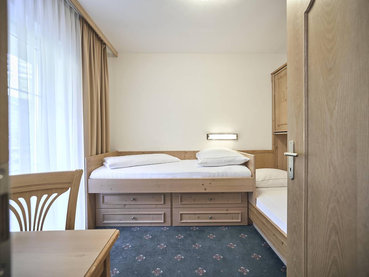 Familienzimmer mit 2 Schlafräumen in Stubaier Alpen, Haiming