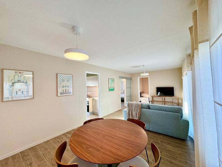 Gîte pour 4 personnes, avec terrasse ainsi que vue et jardin dans Cernay-lès-Reims - 4