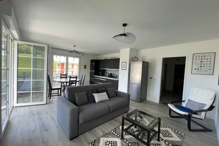 Gîte pour 4 personnes, avec Balcon et Terrasse dans Plage De Tourgeville - 3