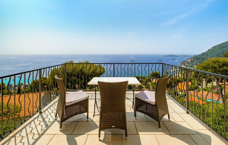 Location de vacances pour 12 personnes, avec jardin ainsi que terrasse et piscine à Èze - 2
