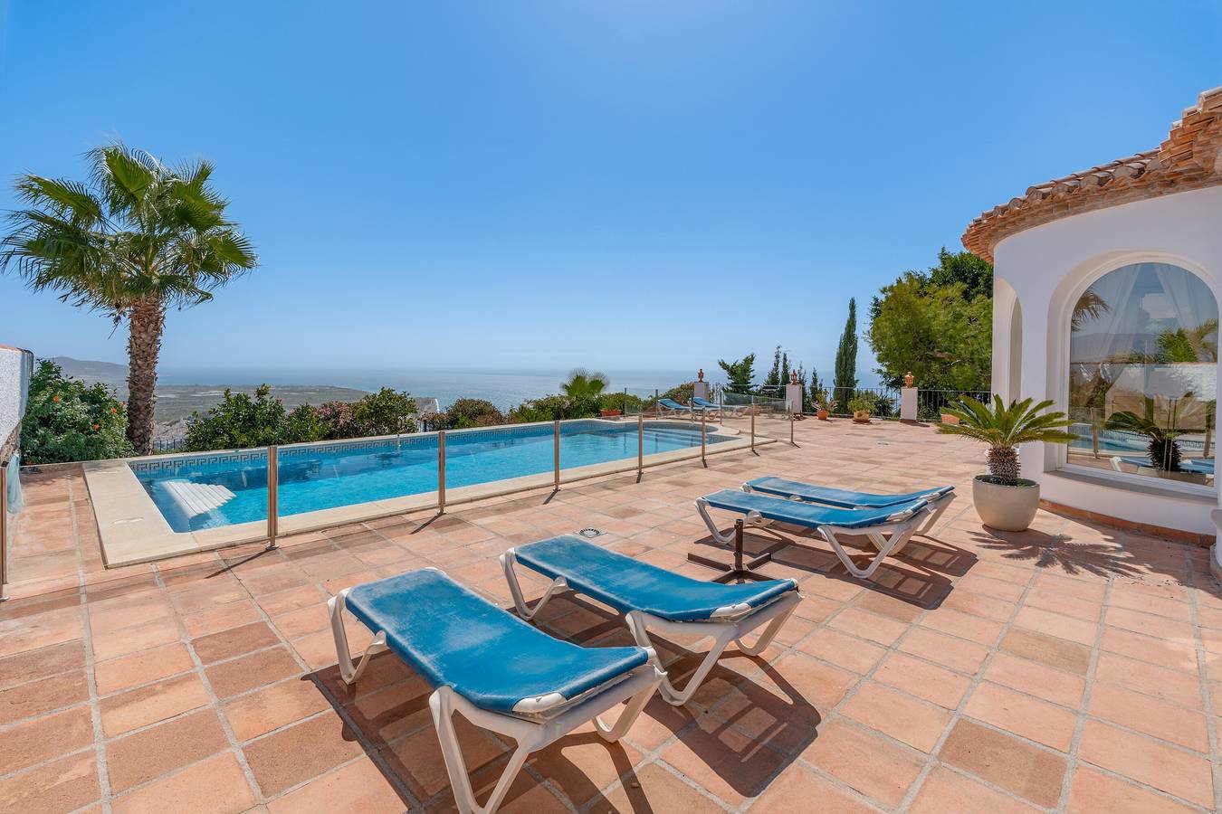 Villa för 8 Personer med trädgård in Monte de los Almendros, Salobreña