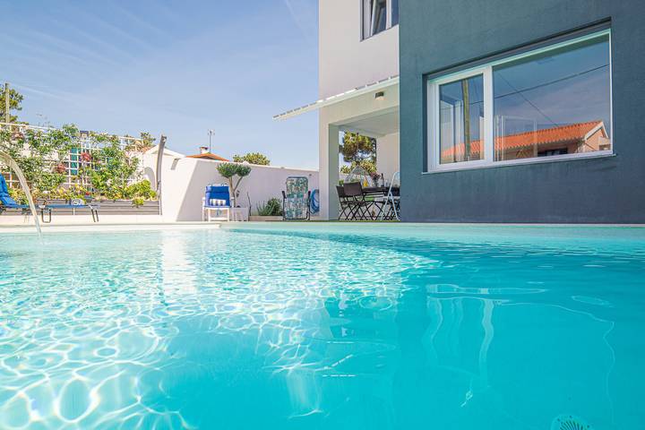 Villa para 8 pessoas, com varanda em Aroeira