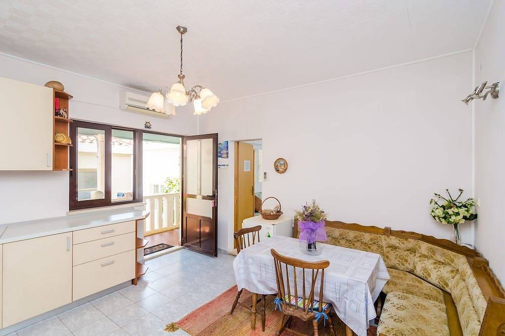 Appartamento vacanze a Molunat a partire da 52€ a notte