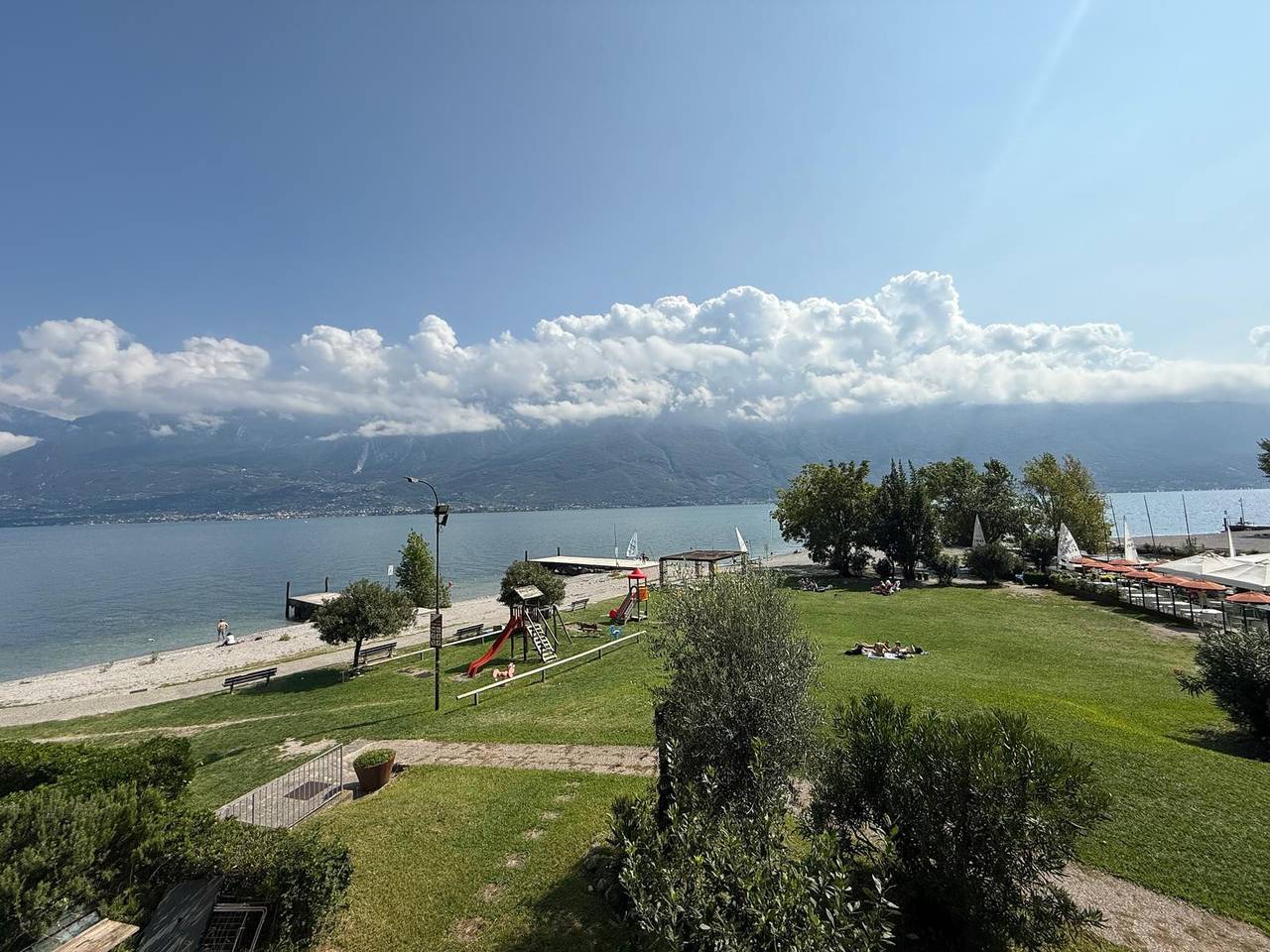 Ganze Wohnung, Campione Giulia Exclusive Lakefront in Tremosine, Gardasee-Berge