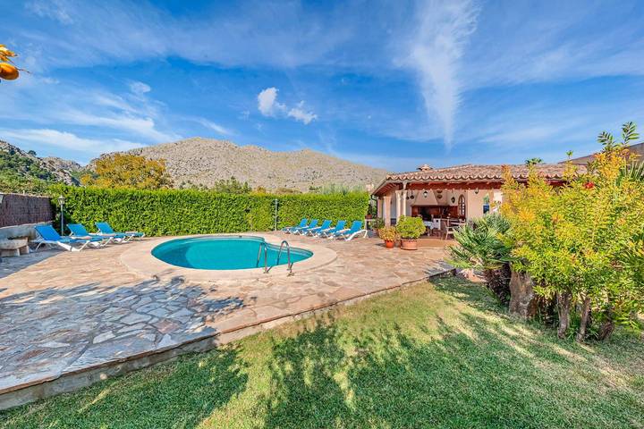 Villa für 8 Personen mit Garten in Pollença Stadt, Pollença