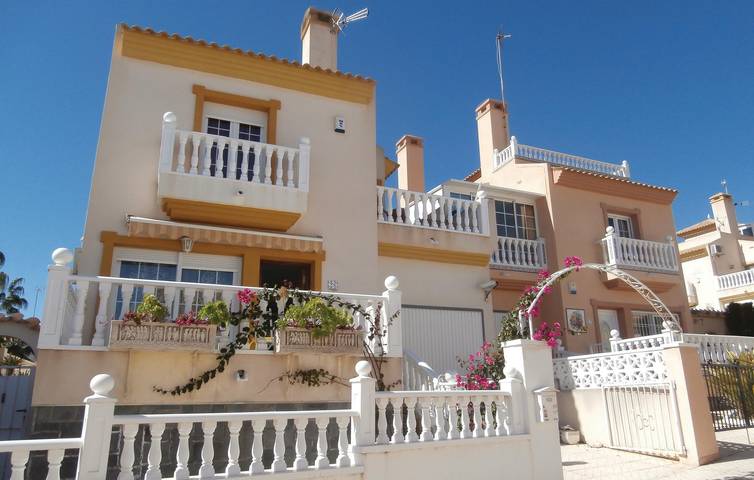 Apartamento para 6 personas, con Terraza en La Zenia