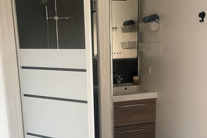 Gîte pour 2 personnes, animaux acceptés à Châteauneuf-le-Rouge - 4